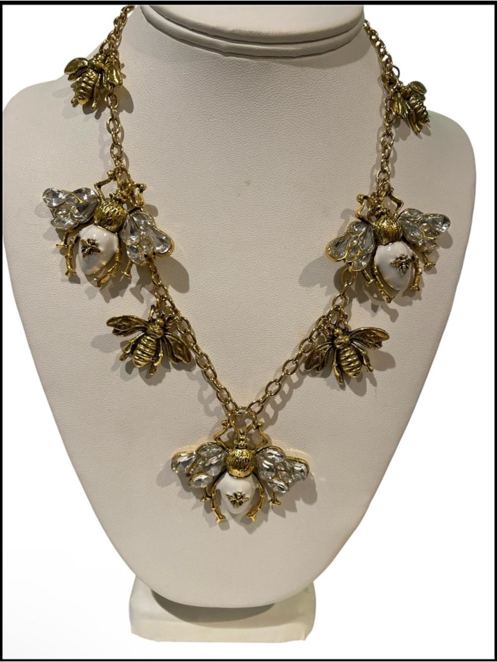 Lilly Pulitzer bee necklace